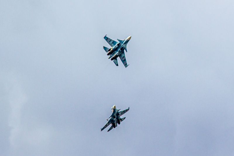 самолет, облака, истребитель, СУ, МИГ, скорость, истребители, вооружение, россия, ВВС, самолеты, гром photo preview