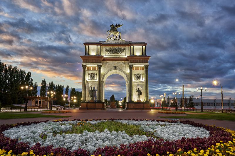 город, арка, архитектура, вечер,курск Триумфальная аркаphoto preview