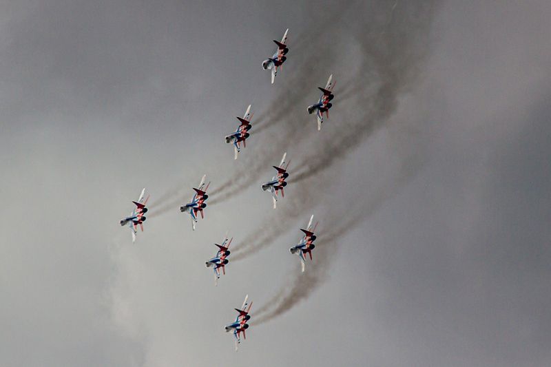 самолет, облака, истребитель, СУ, МИГ, скорость, истребители, вооружение, россия, ВВС, самолеты, гром photo preview