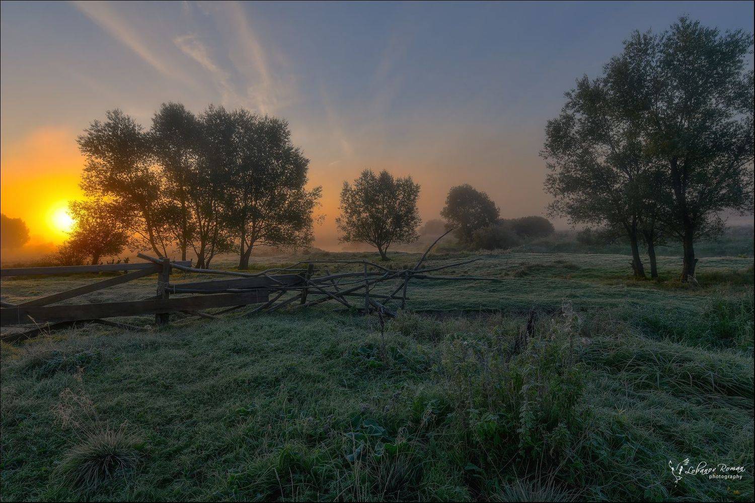 * * *. Автор: Lobanov Roman , Lobanov Roman