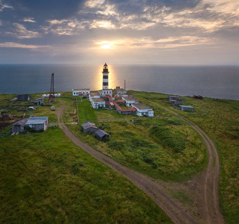 сахалин, мыс ламанон, маяк Сахалин. Мыс Ламанонphoto preview