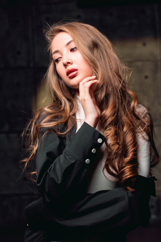 портрет, фешн, молодая девушка портрет молодой девушкиphoto preview