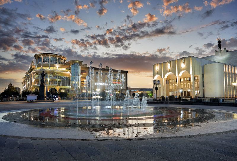 город, архитектура,  курск, вечер, здание, фонтан Театральная площадьphoto preview