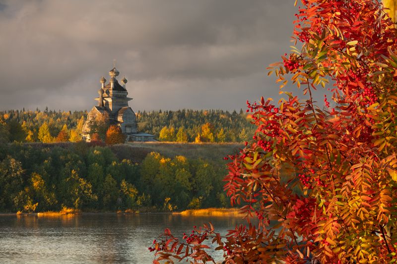 рассвет над рекойphoto preview