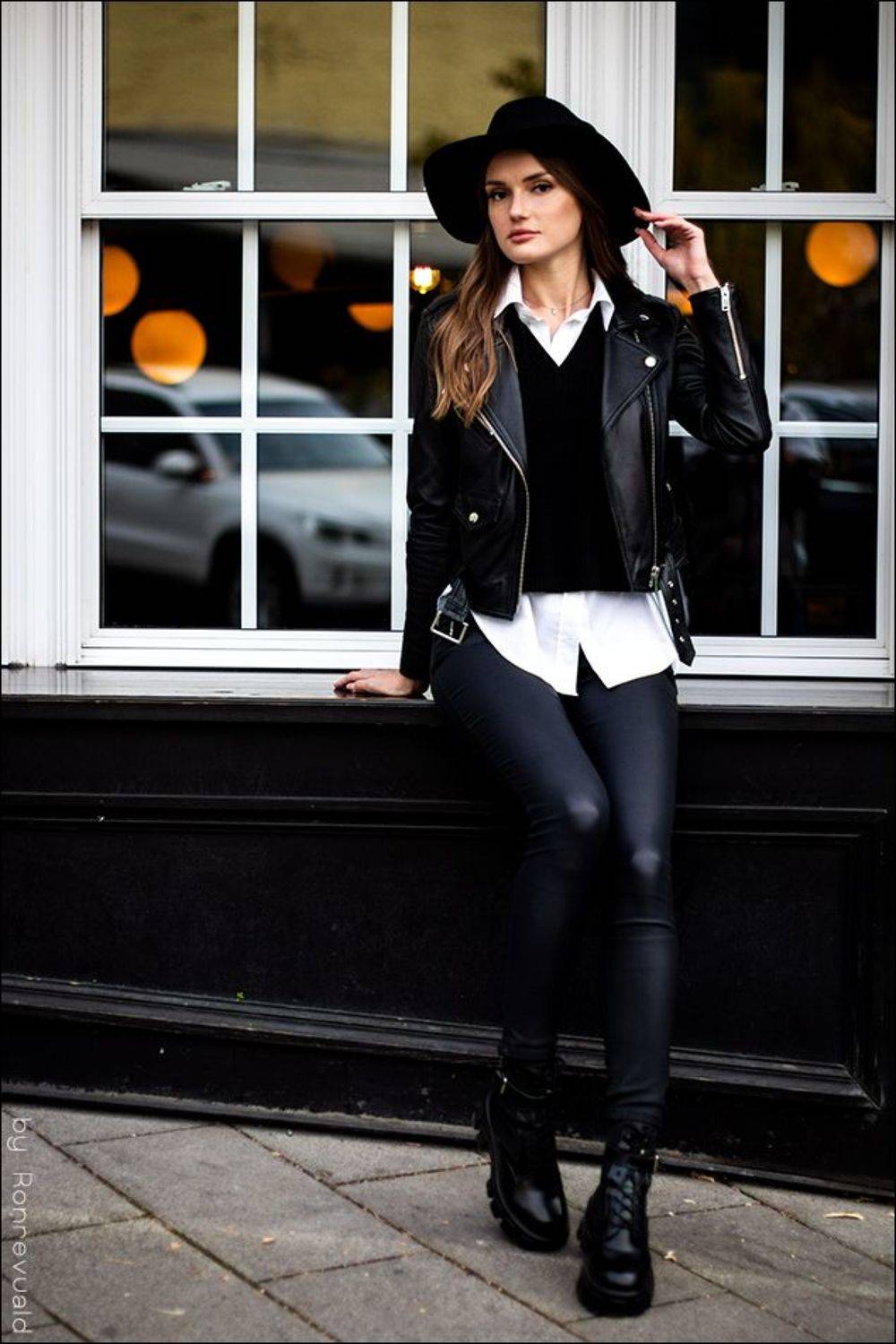 Lera. Автор: Ronrevuald girl,woman,eyes,beauty,portrait,fashion,light,девушка,портрет,москва,свет, глаза, Ronrevuald