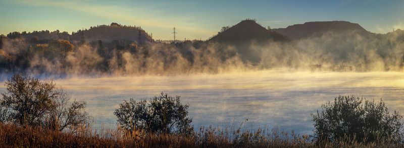 Рассвет на окраинеphoto preview