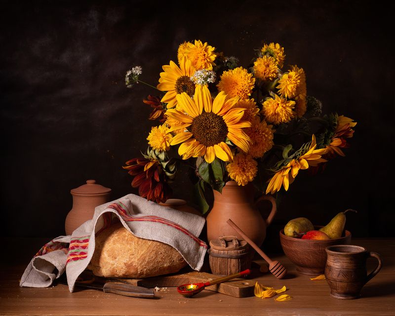 Натюрморт с хлебомphoto preview