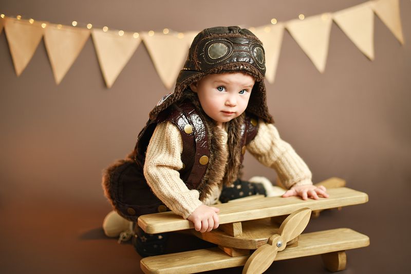 Самолет авиатор пилот летчик шлем  Авиаторphoto preview