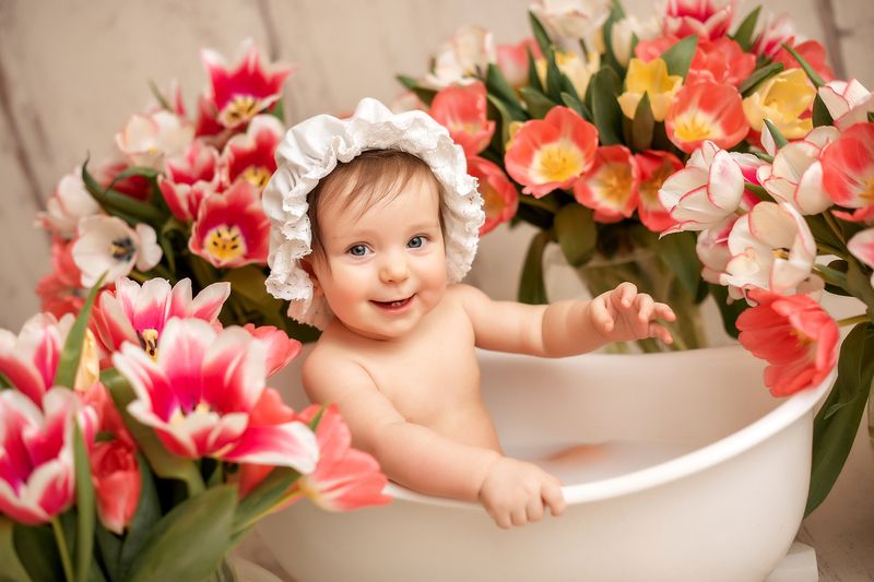 дети смех цветы улыбка счастье photo preview