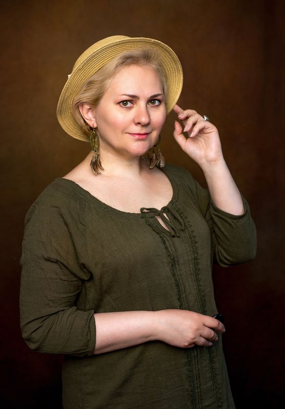 женский потрет, портрет под живопись, автопортрет Автопортретphoto preview