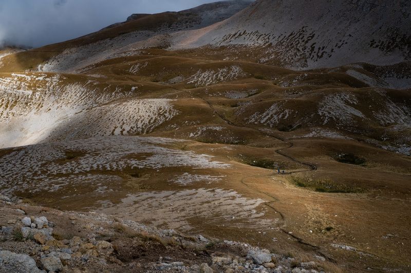 Далеко бежит дорогаphoto preview