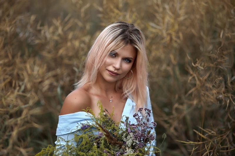 девушка photo preview