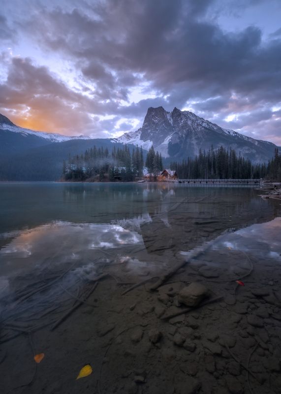 canada, rockies, yoho, emerald ЛИСТЬЯ-КОРАБЛИphoto preview