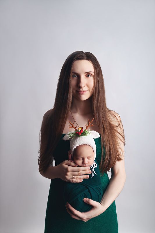 newborn, family, baby, love, maternity, familyphoto, newbornphoto, babynewborn, newbornphotography, семейное фото, оленёнок, new year, новый год, ньюборн, новорождённый, семейный потрет, студийный портрет, семья, малыш, мальчик, мама, мама и малыш, мать и  фото превью