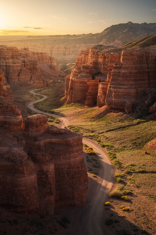 чарынский каньон, чарын, каньон, казахстан, весна, рассвет Долина Замковphoto preview