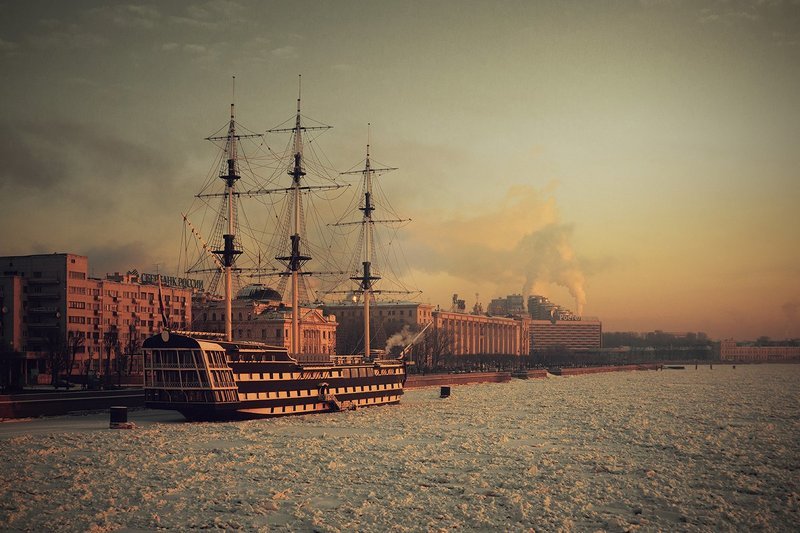 Морозный полденьphoto preview