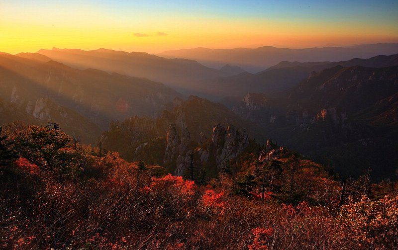 Sorak Mountain at Sunsetphoto preview