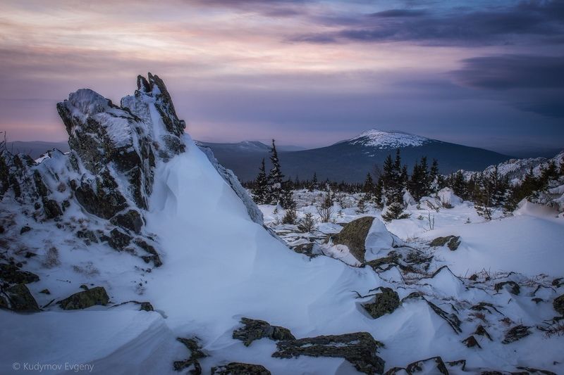таганай, урал Вид на Круглицу. Дальний Таганай.photo preview