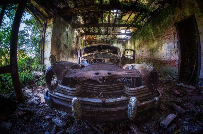 car oldcar garage abandoned urbex The old Hudsonphoto preview