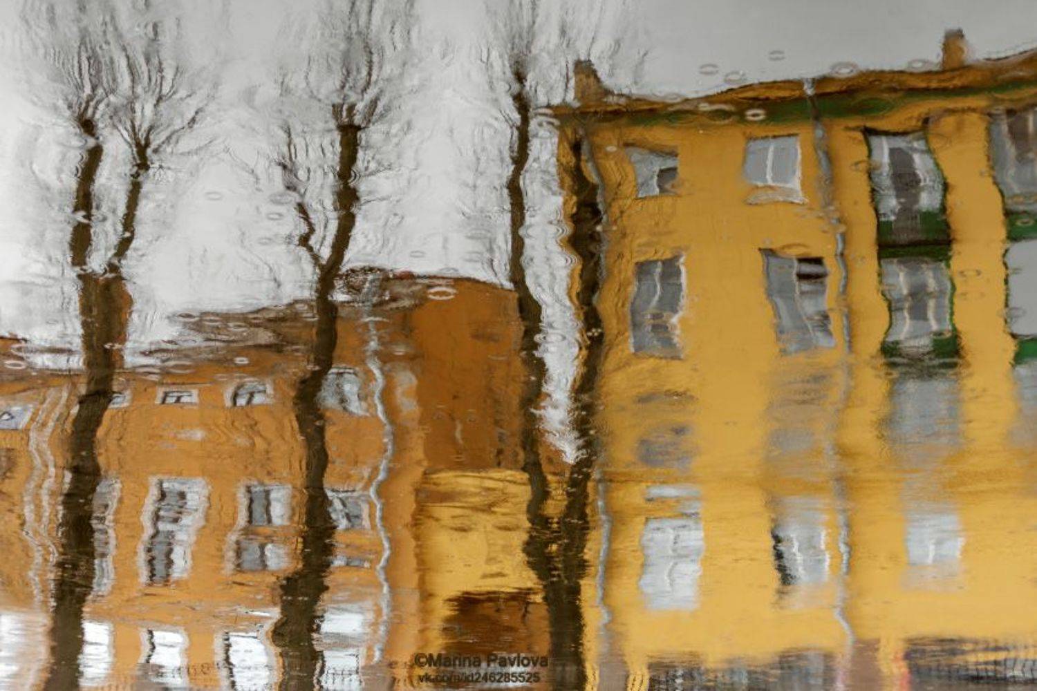 городские отражения, отражения на воде, акваабстракция, абстракция, петербургские акварели, парейдолия, nikon, Марина Павлова