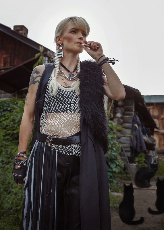 Rockstar Witchphoto preview