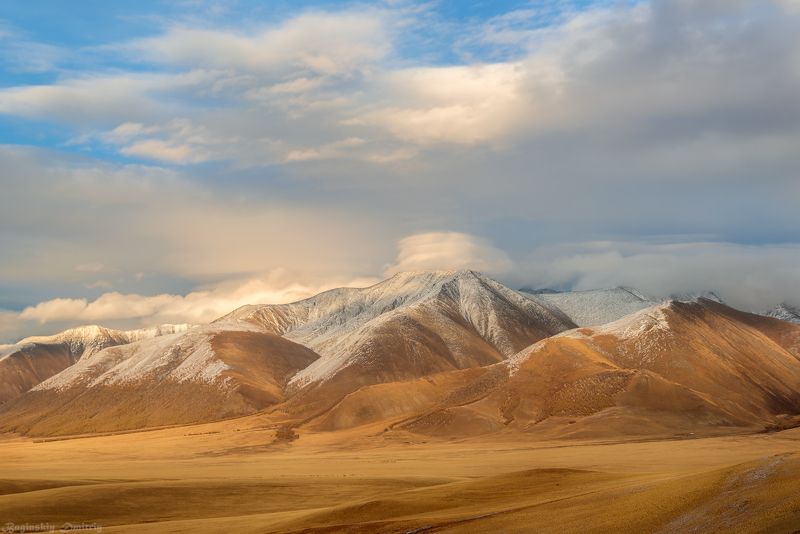 Хребет Чихачёва на закатеphoto preview