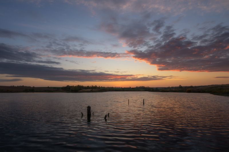 облака вода озеро свет рассвет Блеск воды photo preview