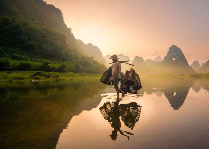 Man in Nui Thungphoto preview