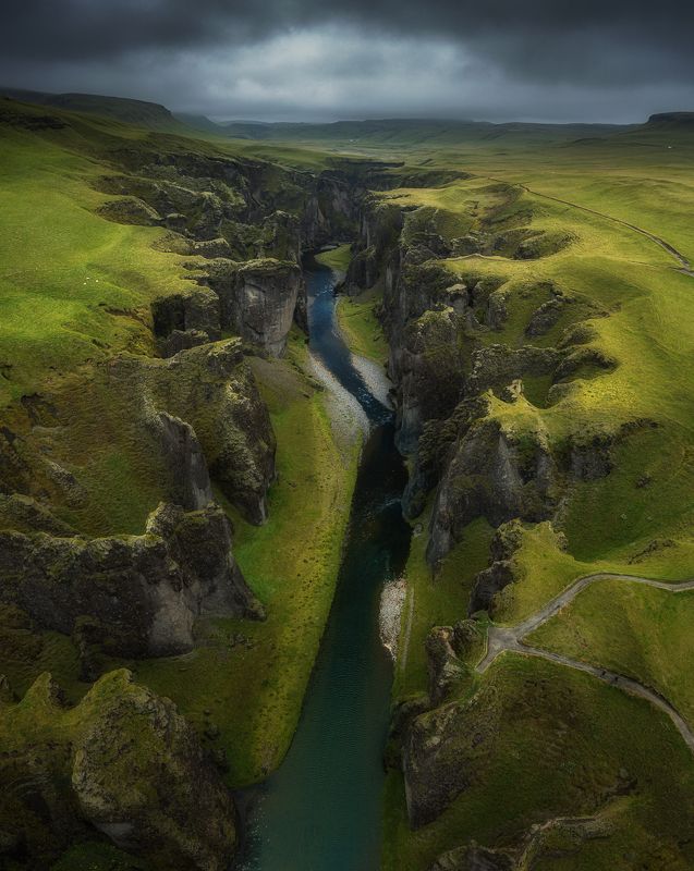 Fjaðrárgljúfur photo preview