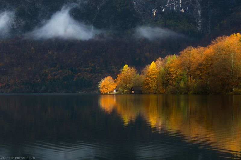 slovenia, словения На осеннем берегуphoto preview