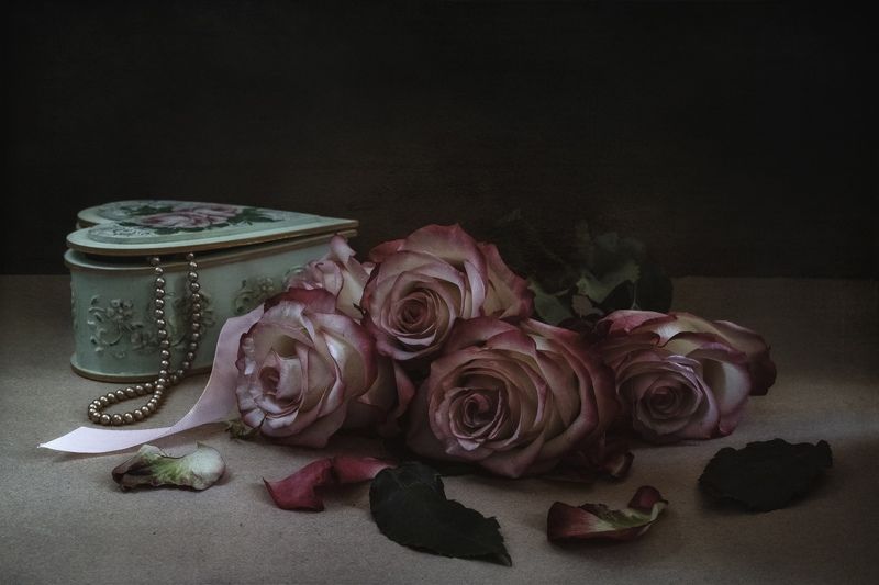 С букетом розphoto preview