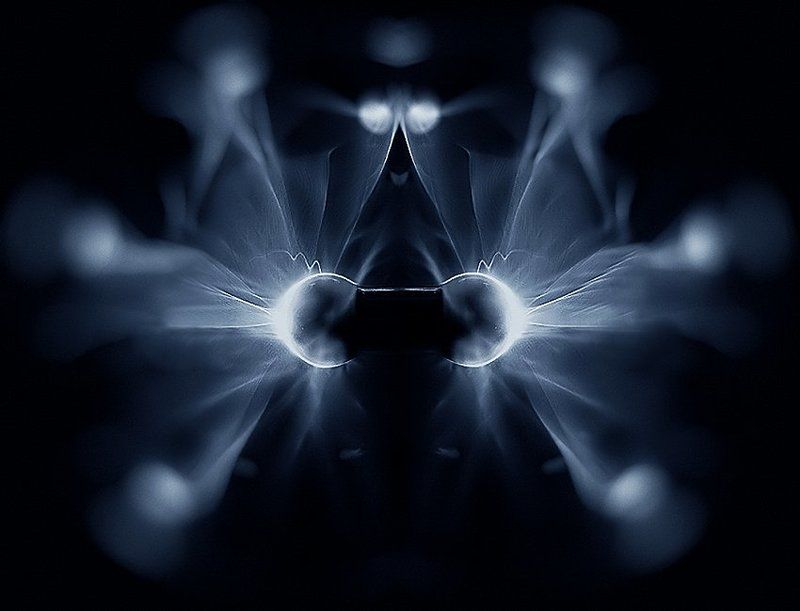 wake,art,ghost,sony, Дух электрического токаphoto preview