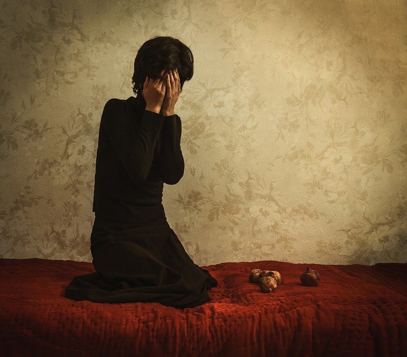 Feeling, Mood, Pomegranate, Woman Muliebrityphoto preview