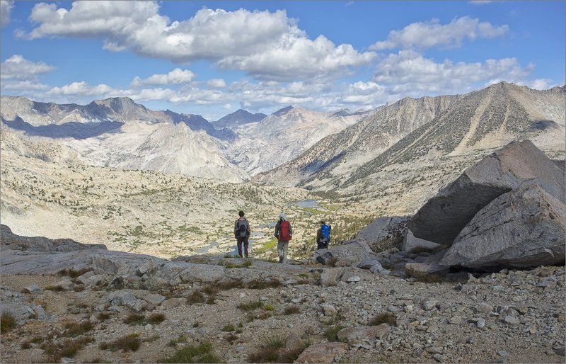 Мир перед нимиphoto preview