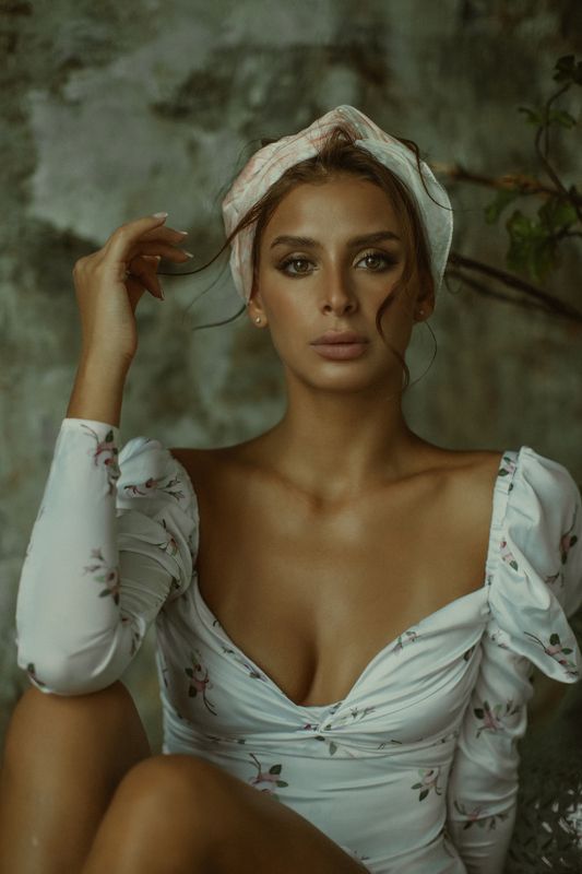 Liza  и грушиphoto preview