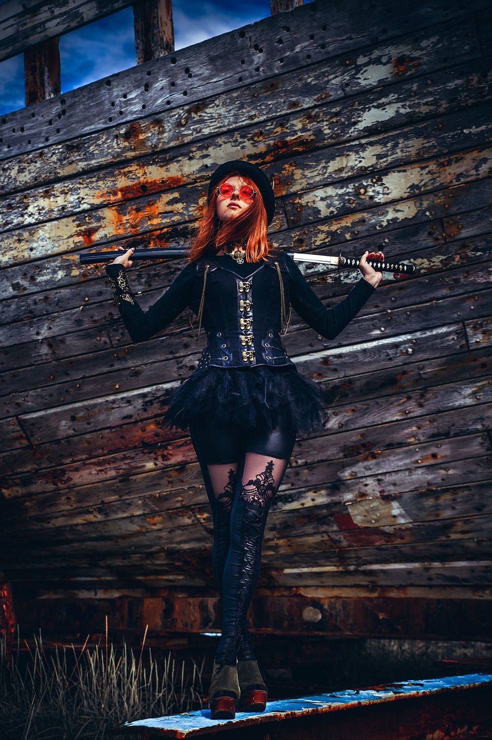 Honor Her Sword Keep Her Secrets. Автор: Руслан Болгов (Axe) woman, portrait, fashion, beauty, outdoors, Руслан Болгов (Axe)