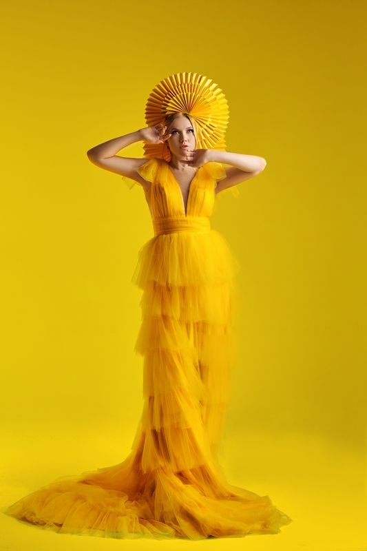 портрет, фешн, молодая девушка, fashion, portrait, pantone colors Pantone queendomephoto preview