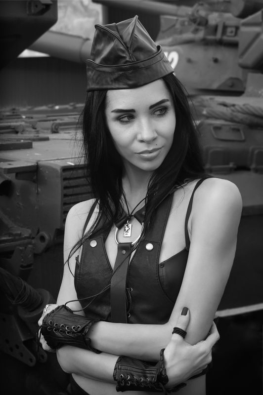 Юля танкист Юля - танкистphoto preview