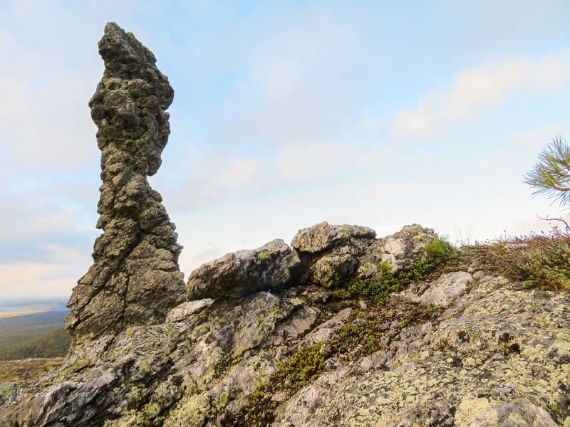 Маньпупунер, горы, скалы, Урал, скалы выветривания, камни, небо Маньпупунер фото превью