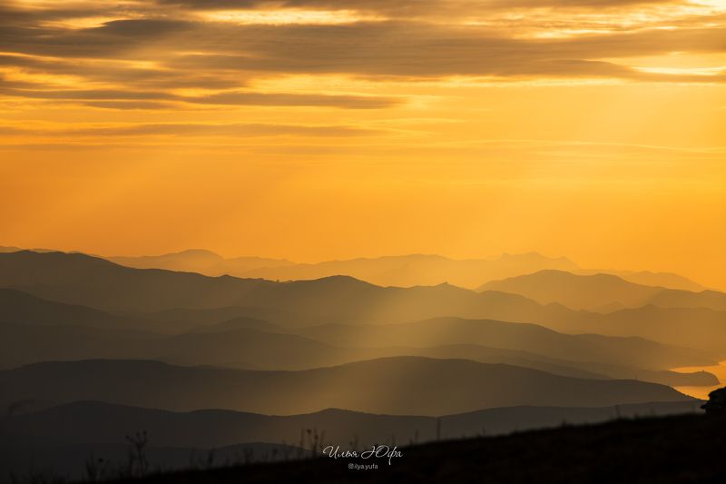 крым, горы, демерджи, рассвет Линии горphoto preview
