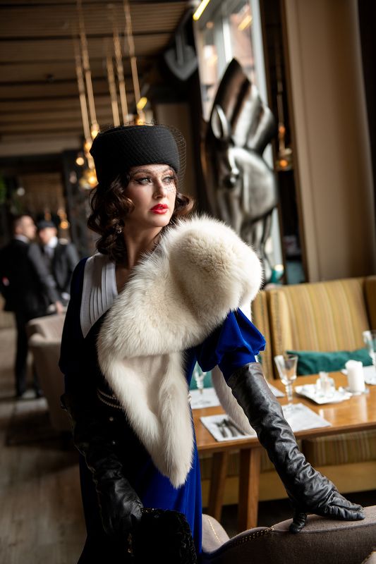 portrait Lady in bluephoto preview