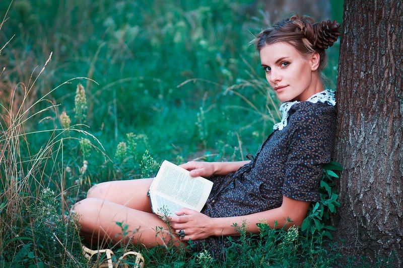 85 mm 1.8, Book, Canon, Forest, Girl, Portrait В лесуphoto preview