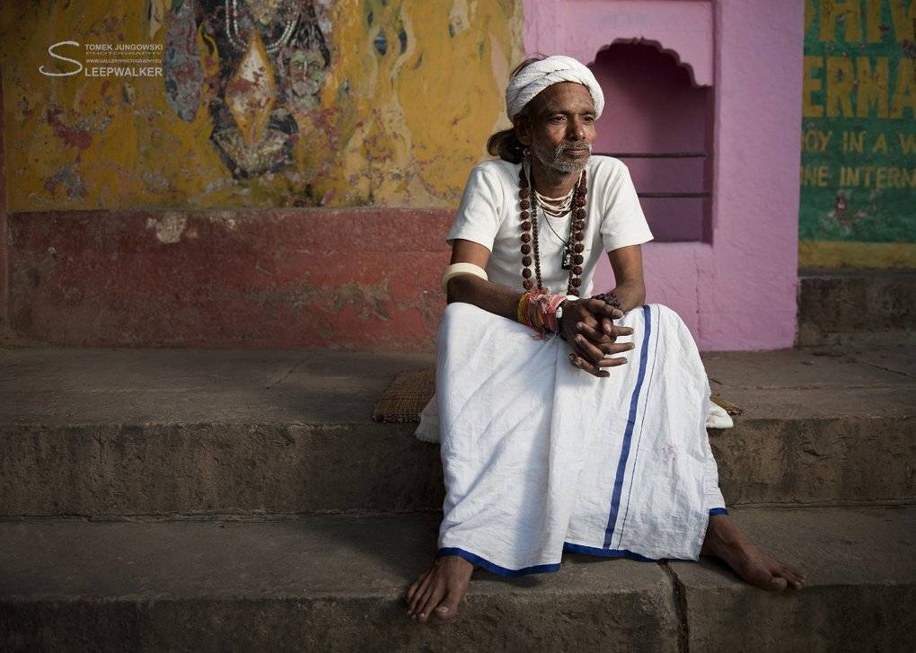 Torn Out from The Obscurity Series. Автор: Tomek Jungowski , Tomek Jungowski