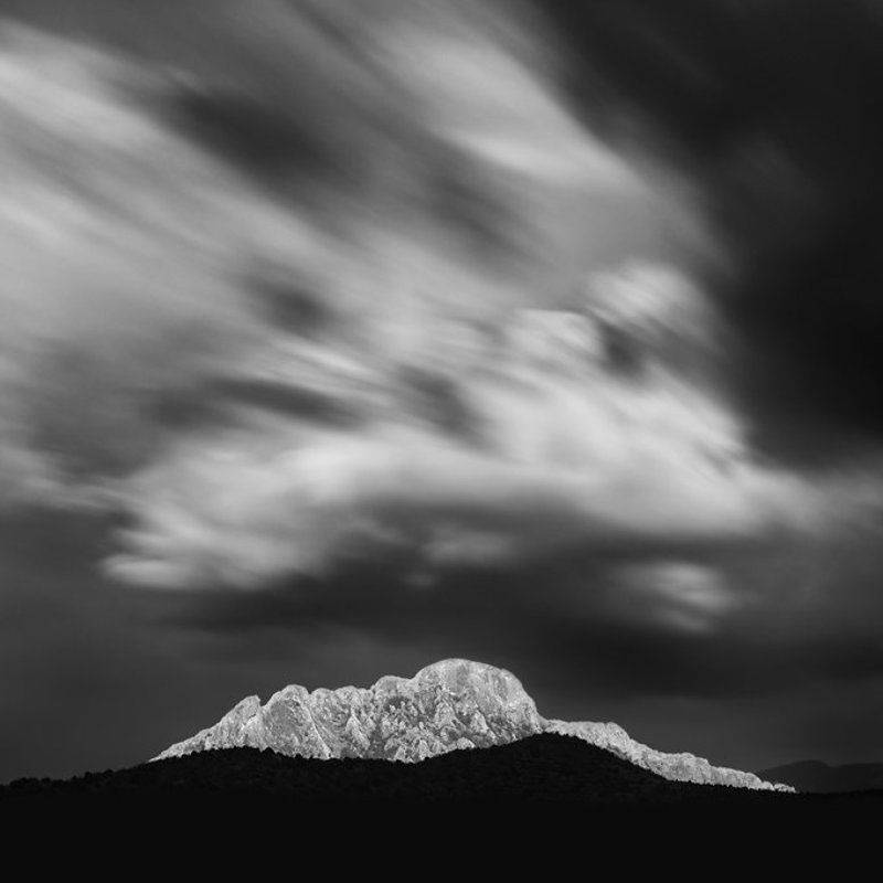 Sleeping dragonphoto preview