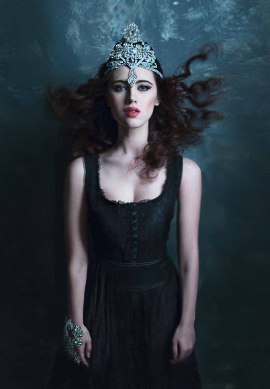 Портрет девушки photo preview