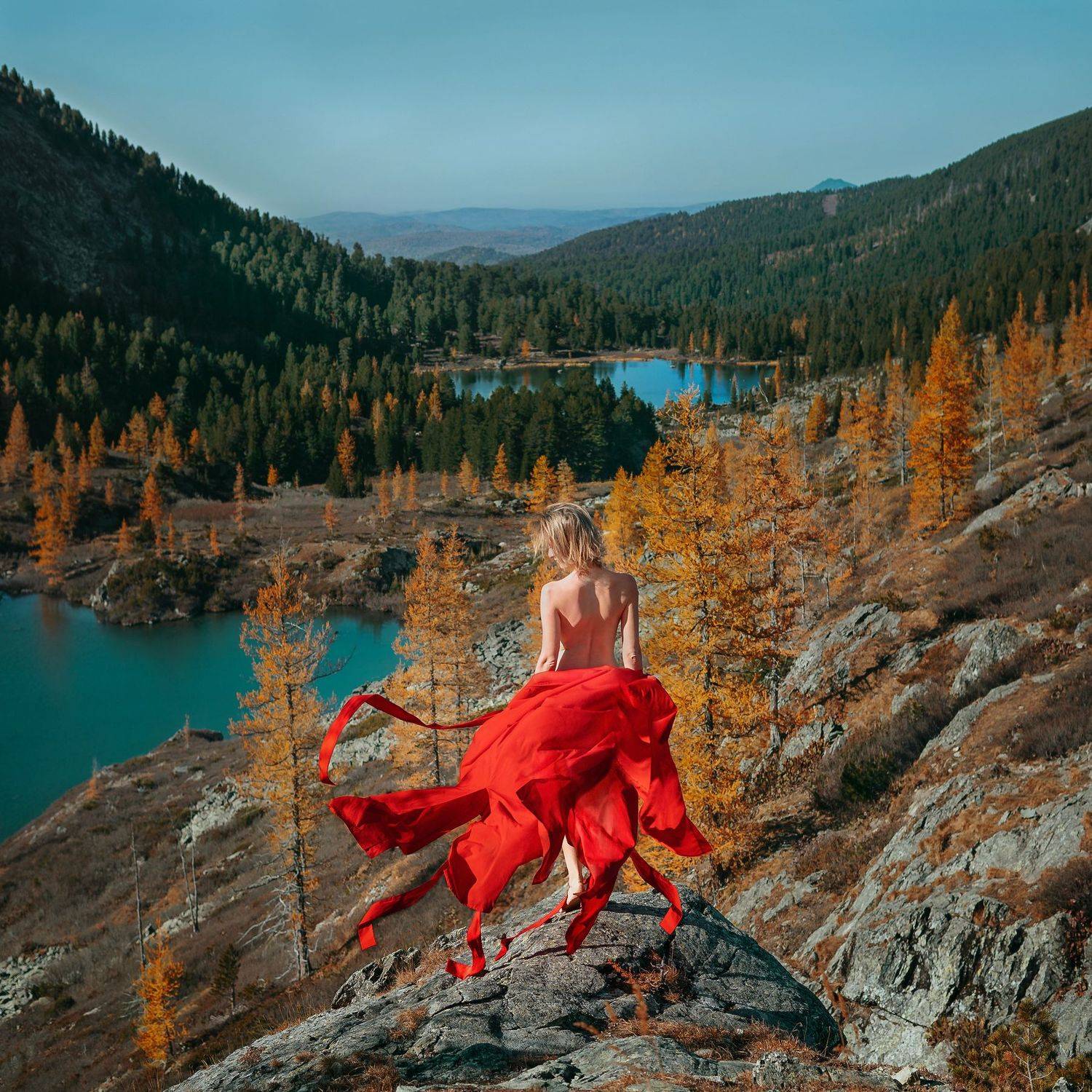 autumn, mountains, model, lake, forest, nature, landscape, пейзаж, красный, осень, девушка, Екатерина Кулакова