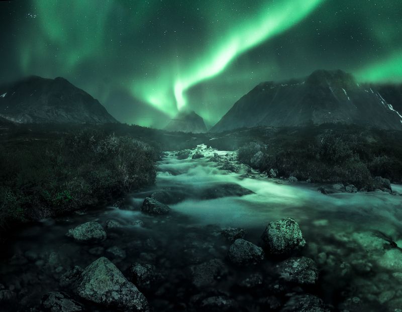 северное  сияние, полярное сияние, aurora borealis, northern lights, кольский полуостров, kola peninsula, In the arms of Auroraphoto preview