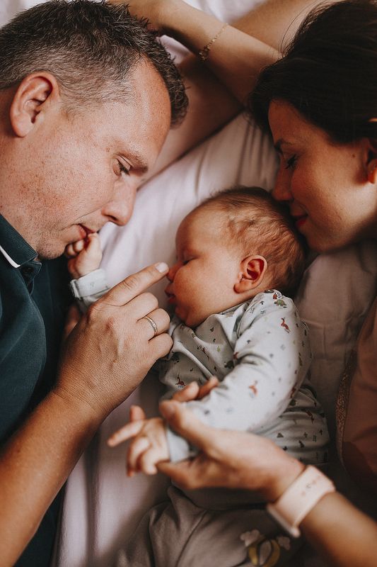 family, lifestyle, newborn photo preview