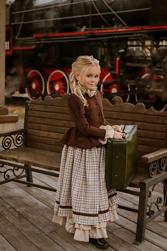 ретро, паровоз, перрон Retro trainphoto preview