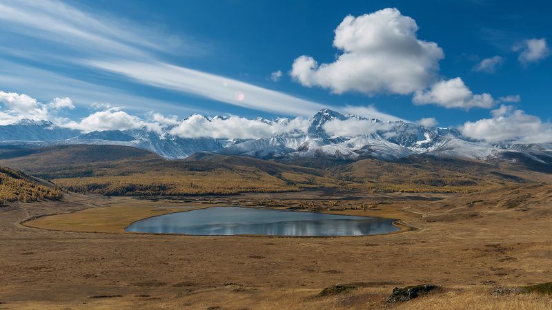 алтай, республика алтай, джангысколь, озеро, урочище ештыкель, куркурек, вершина, перистые облака, кучевые облака, лиственницы, осень Под небом голубым есть город золотой…photo preview